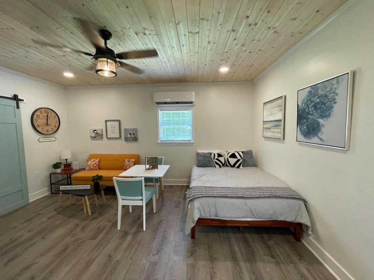 Beautifully Renovated Studio 2 Miles From Marina! Winchester Exteriör bild