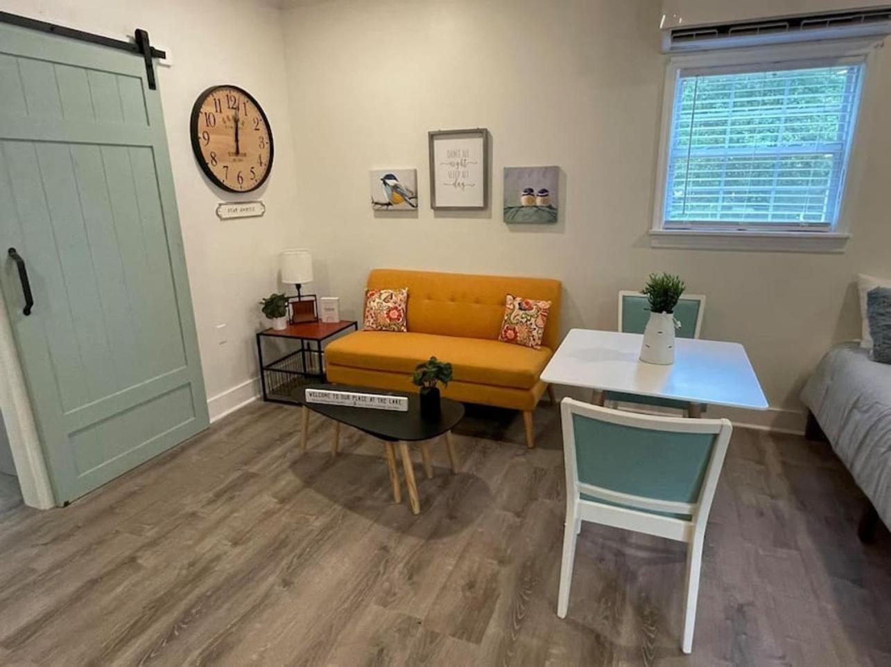 Beautifully Renovated Studio 2 Miles From Marina! Winchester Exteriör bild
